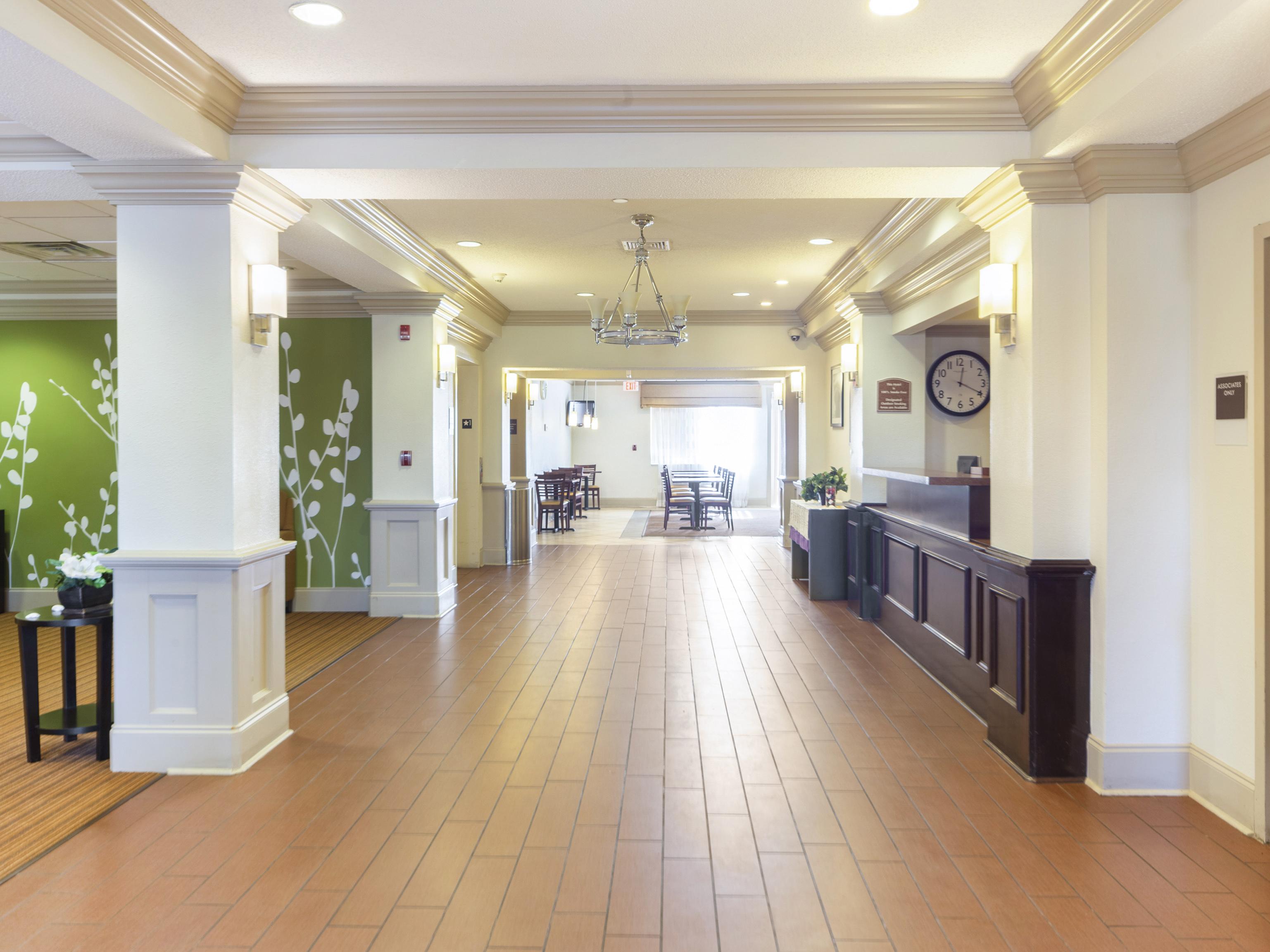 Hotel Ramada By Wyndham Jackson Ms Exterior foto