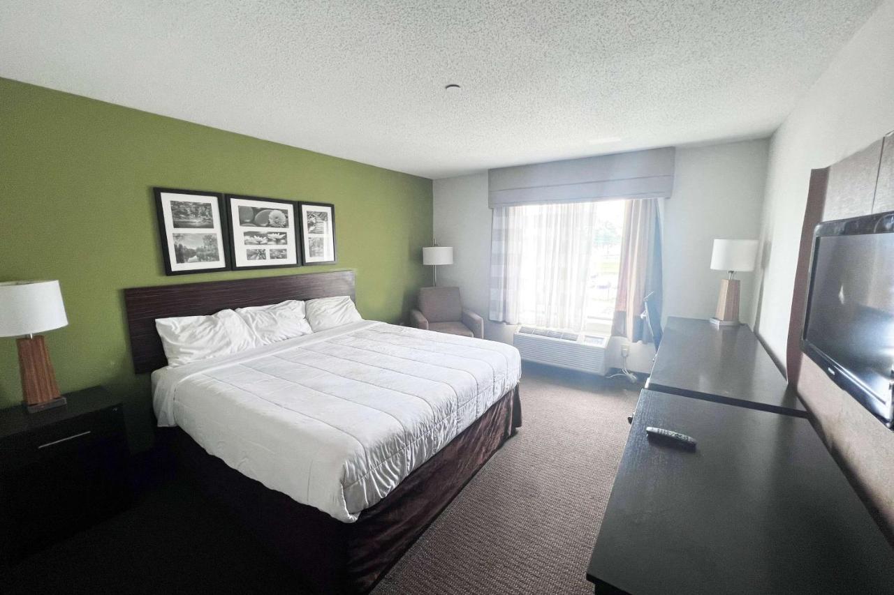 Hotel Ramada By Wyndham Jackson Ms Exterior foto