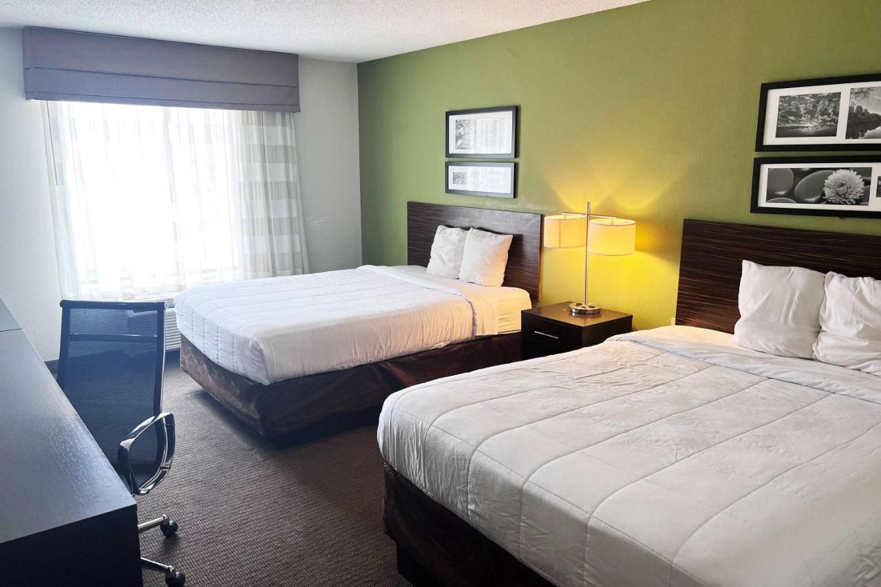 Hotel Ramada By Wyndham Jackson Ms Exterior foto