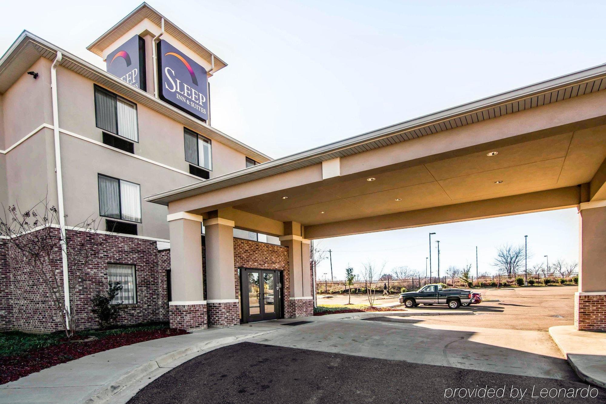 Hotel Ramada By Wyndham Jackson Ms Exterior foto