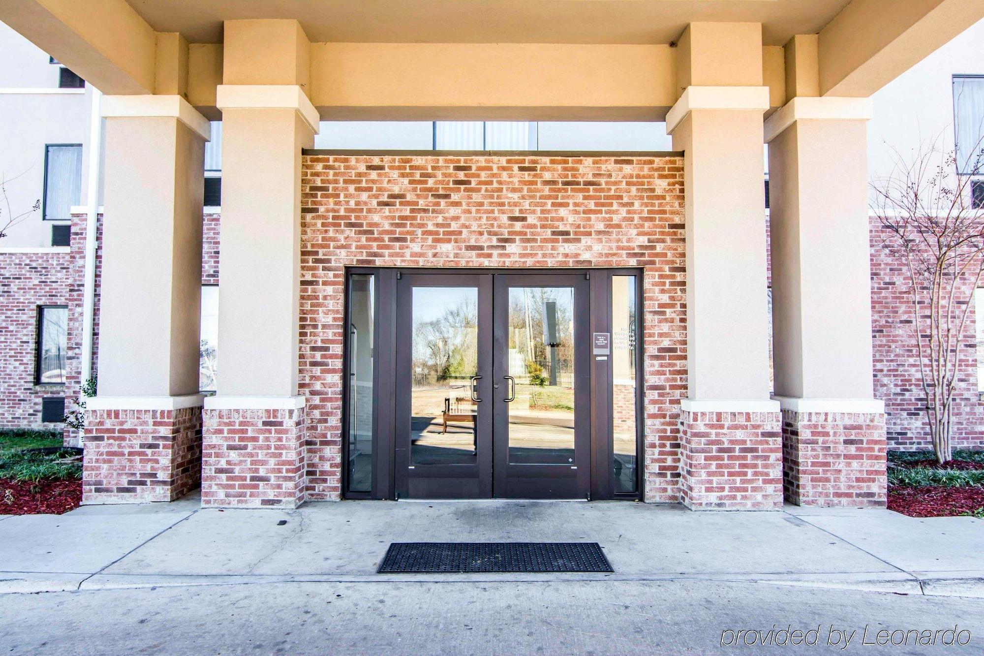Hotel Ramada By Wyndham Jackson Ms Exterior foto