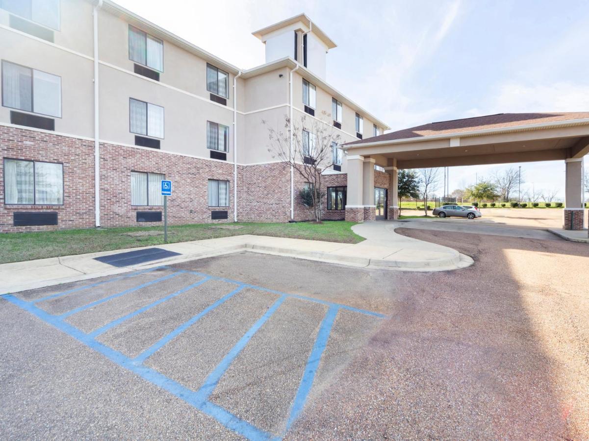 Hotel Ramada By Wyndham Jackson Ms Exterior foto