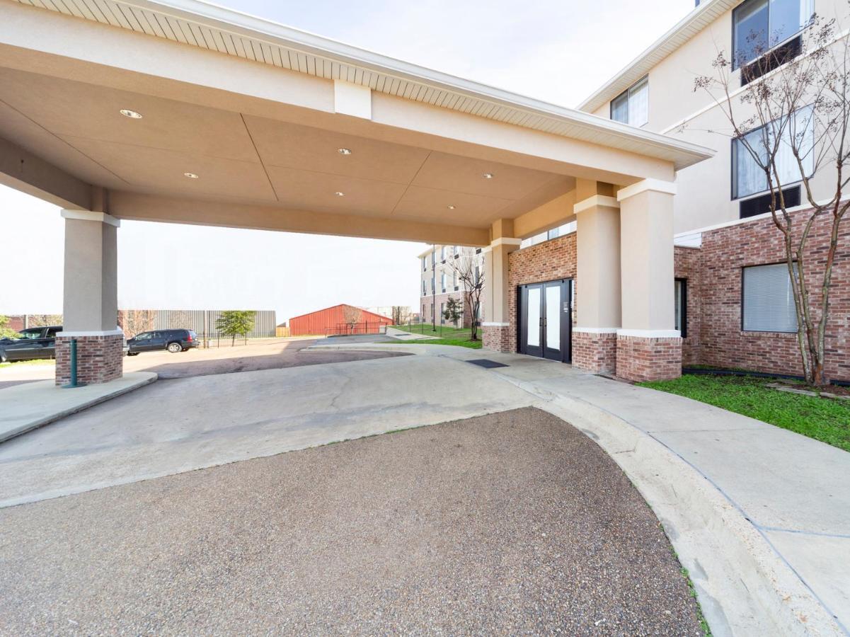 Hotel Ramada By Wyndham Jackson Ms Exterior foto